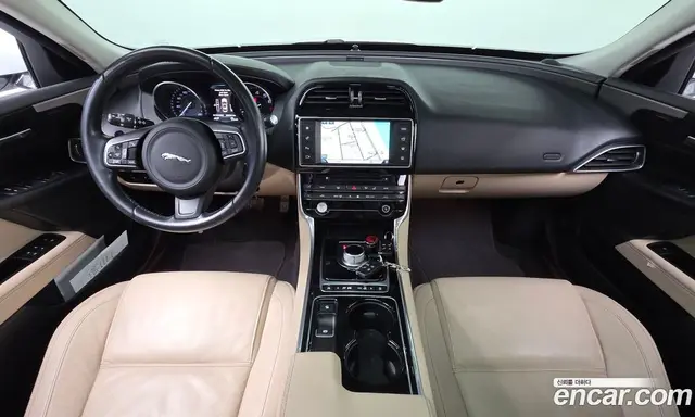Jaguar XE 2016 2.0 АКПП, миниатюра 7
