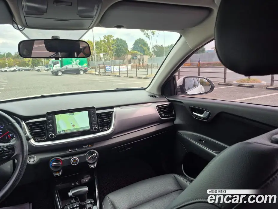 Kia Stonic 2018 1.4 АКПП, фото 13