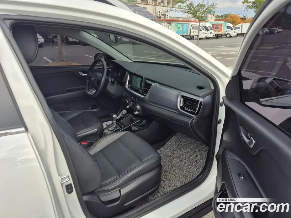 Kia Stonic 2018 1.4 АКПП, фото 18