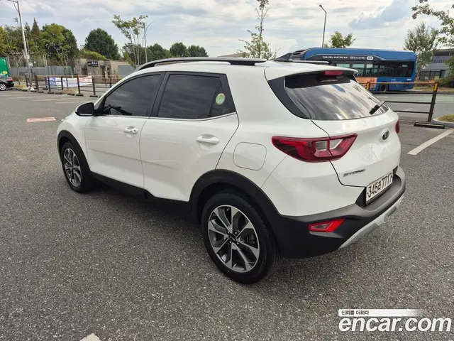 Kia Stonic 2018 1.4 АКПП, миниатюра 5