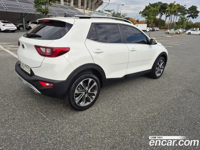Kia Stonic 2018 1.4 АКПП, миниатюра 6