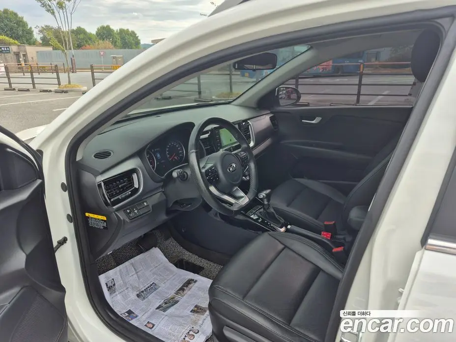 Kia Stonic 2018 1.4 АКПП, фото 10