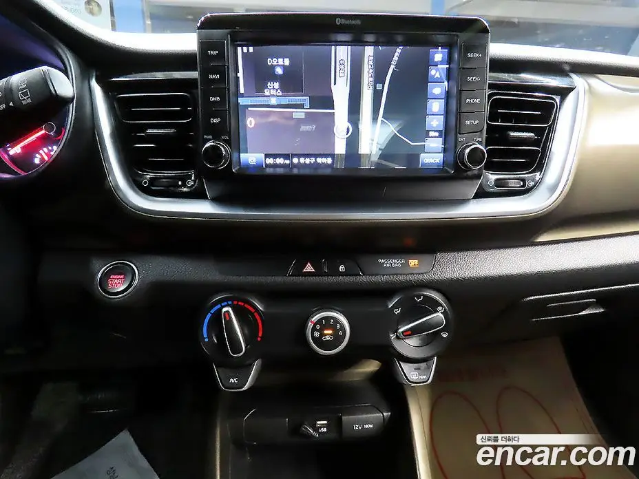 Kia Stonic 2019 1.4 АКПП, фото 12