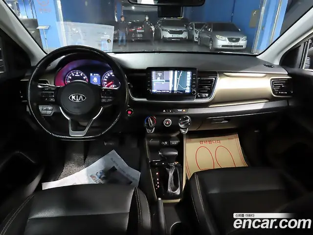 Kia Stonic 2019 1.4 АКПП, миниатюра 5
