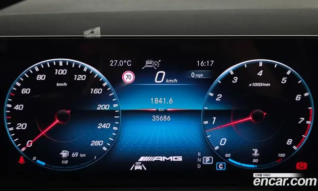 Mercedes-Benz GLB-Class 2023 2.0 АКПП, миниатюра 11