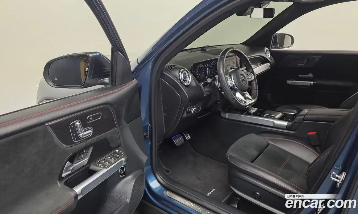 Mercedes-Benz GLB-Class 2023 2.0 АКПП, фото 13
