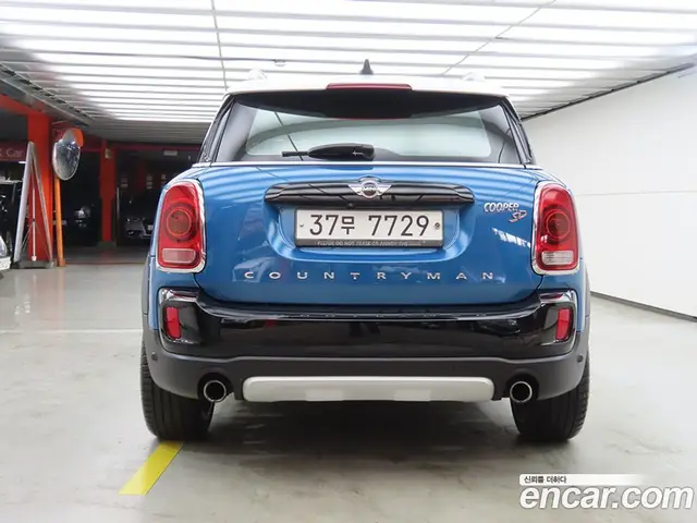 Mini Countryman 2018 2.0 АКПП, миниатюра 3