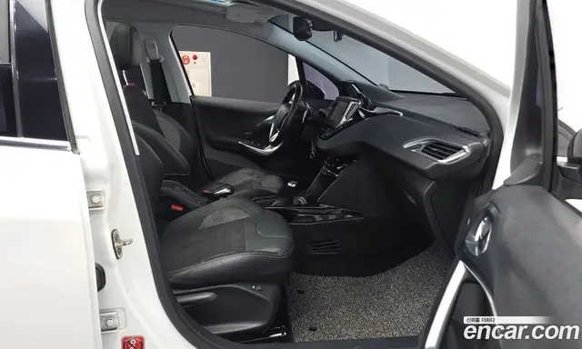 Peugeot 2008 2015 1.6 АКПП, миниатюра 11
