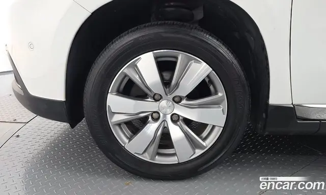 Peugeot 2008 2015 1.6 АКПП, миниатюра 5