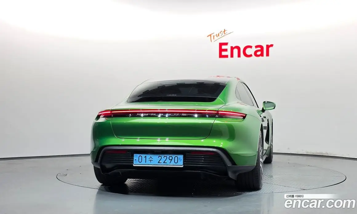 Porsche Taycan 2022 0.1 АКПП, фото 4 Porsche Taycan 2022 0.1 АКПП, фото 4