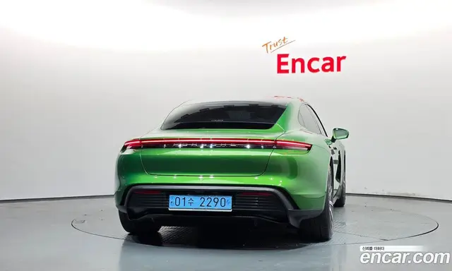 Porsche Taycan 2022 0.1 АКПП, миниатюра 4 Porsche Taycan 2022 0.1 АКПП, миниатюра 4