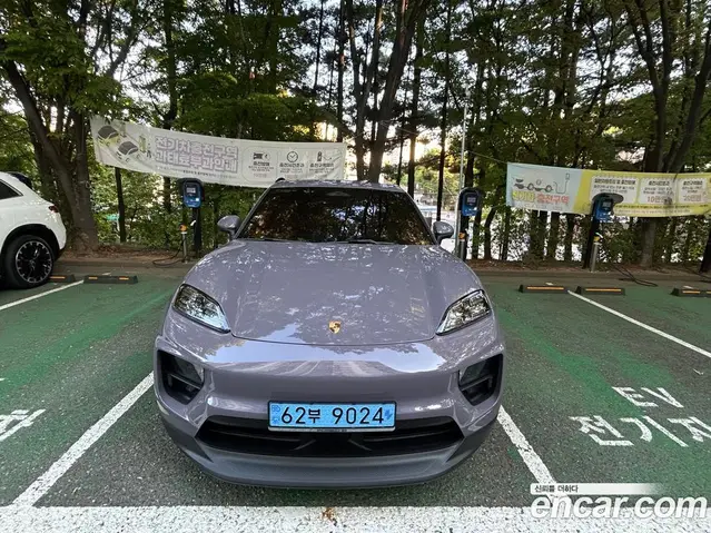 Porsche Taycan, 2024, 20 000 км
