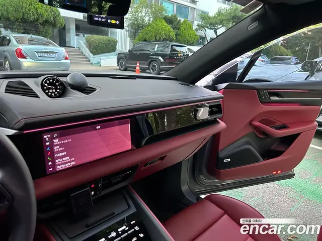Porsche Taycan 2024 5.0 АКПП, миниатюра 8 Porsche Taycan 2024 5.0 АКПП, миниатюра 8