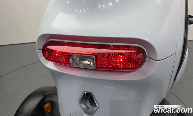 Renault (Samsung) Twizy 2020 0.1 АКПП, миниатюра 8