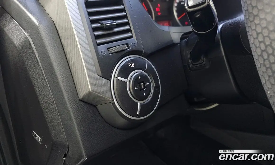 SsangYong Korando 2014 2.0 АКПП, фото 17 SsangYong Korando 2014 2.0 АКПП, фото 17