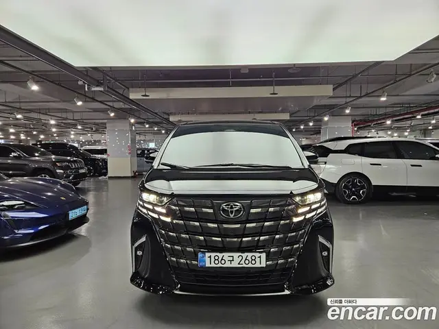 Toyota Alphard, 2025, 4 783 км