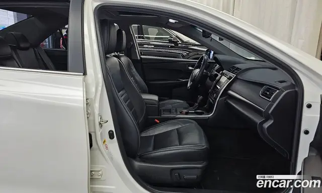Toyota Camry 2016 2.5 АКПП, миниатюра 11 Toyota Camry 2016 2.5 АКПП, миниатюра 11
