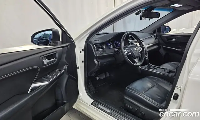 Toyota Camry 2016 2.5 АКПП, миниатюра 10 Toyota Camry 2016 2.5 АКПП, миниатюра 10