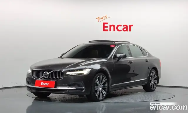 Volvo S90, 2023, 31 716 км