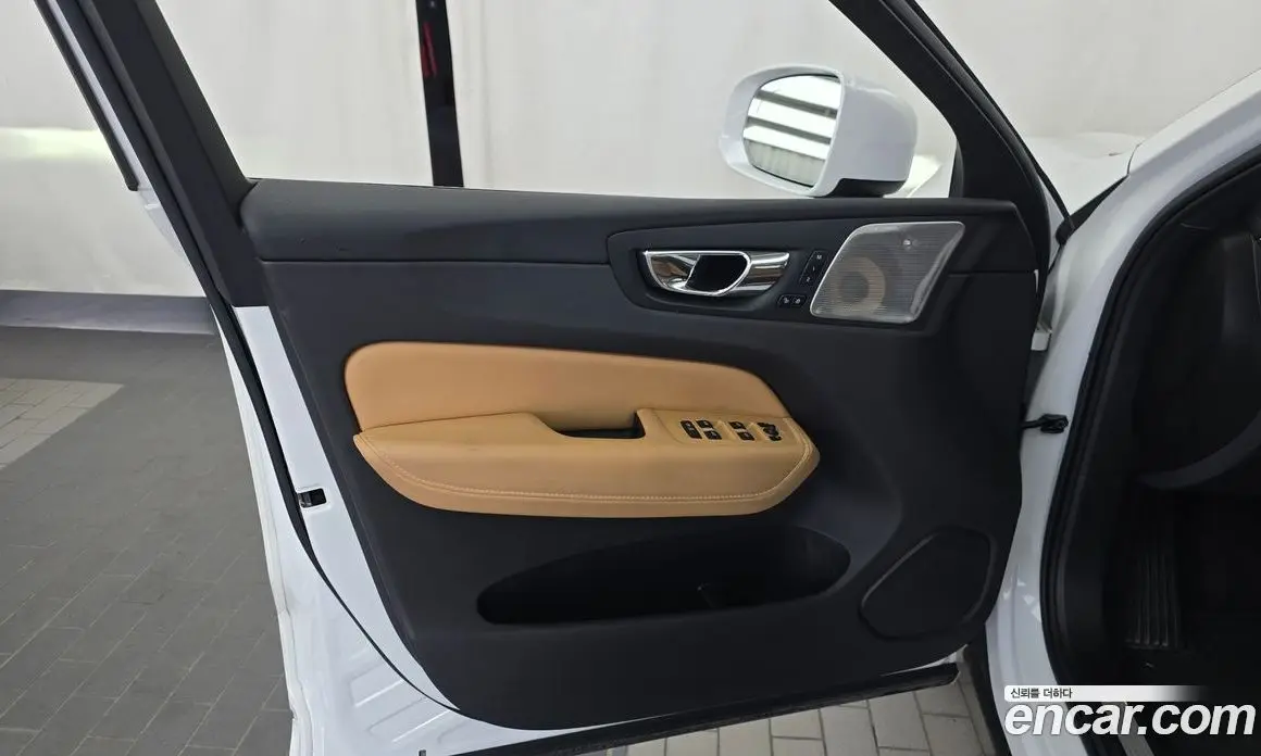 Volvo XC60 2019 2.0 АКПП, фото 14