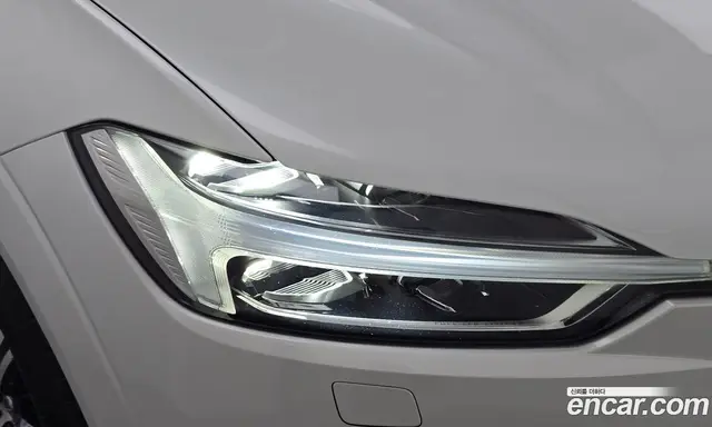 Volvo XC60 2019 2.0 АКПП, миниатюра 8