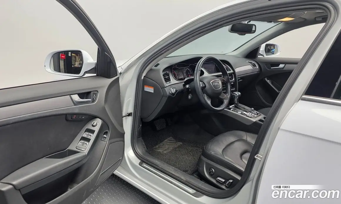 Audi A4 2012 2.0 АКПП, фото 13