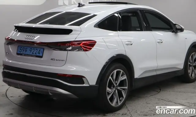 Audi Q4 e-tron 2023 АКПП, миниатюра 3