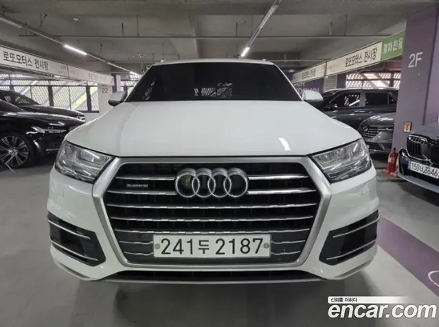 Audi Q7, 2019, 204 708 км