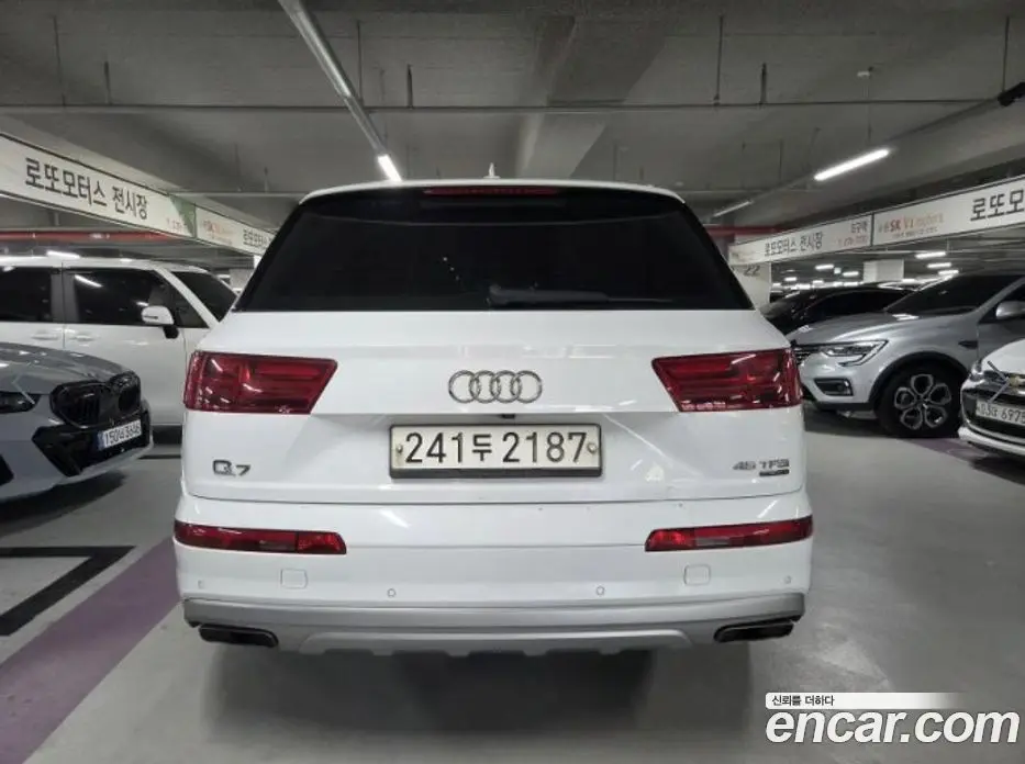 Audi Q7 2019 2.0 АКПП, фото 3