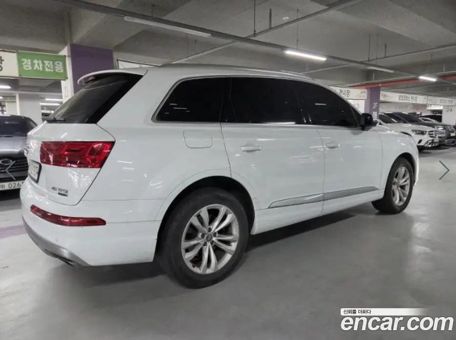 Audi Q7 2019 2.0 АКПП, фото 4
