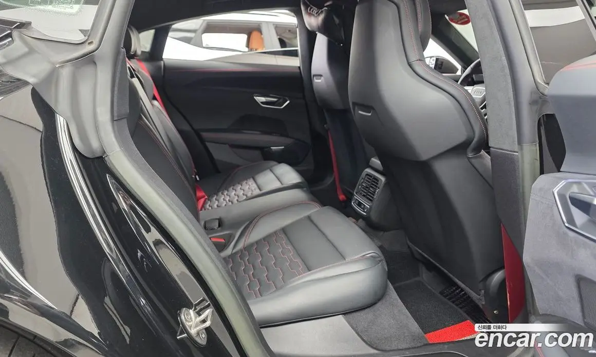 Audi RS e-tron GT 2023 0.1 АКПП, фото 17