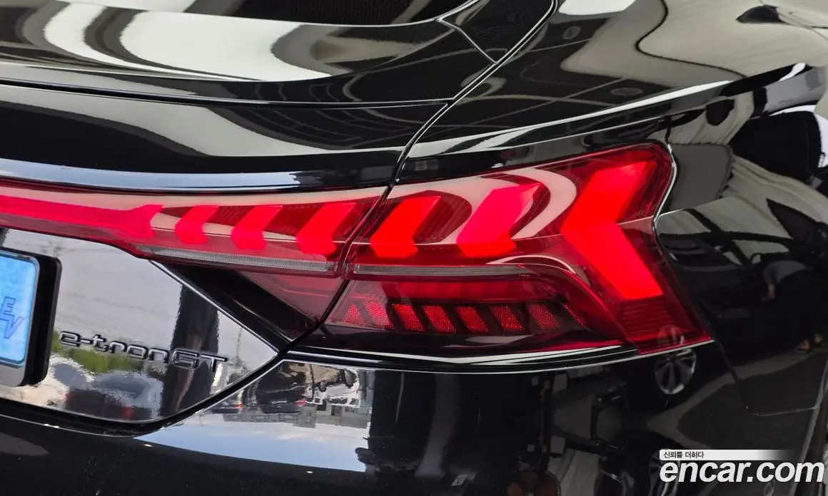 Audi RS e-tron GT 2023 0.1 АКПП, фото 9