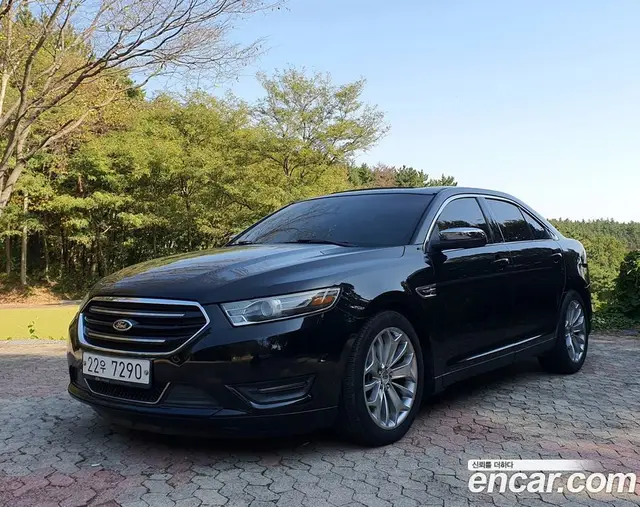 Ford Taurus, 2015, 69 991 км