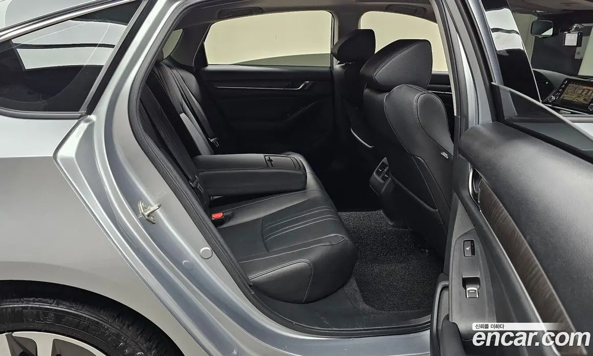 Honda Accord 2019 2.0 АКПП, фото 16