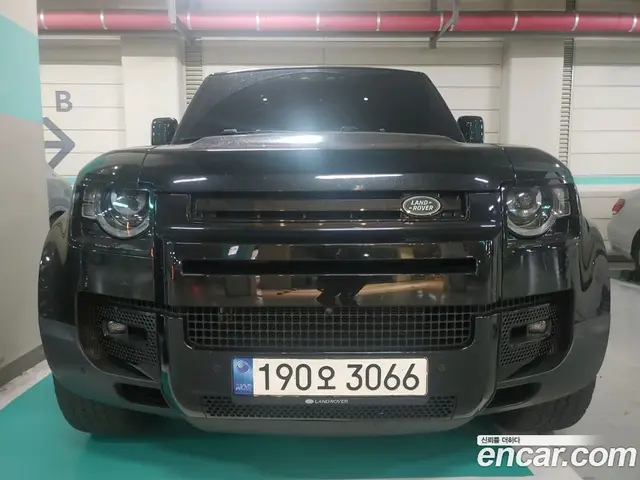 Land Rover Defender, 2022, 72 648 км