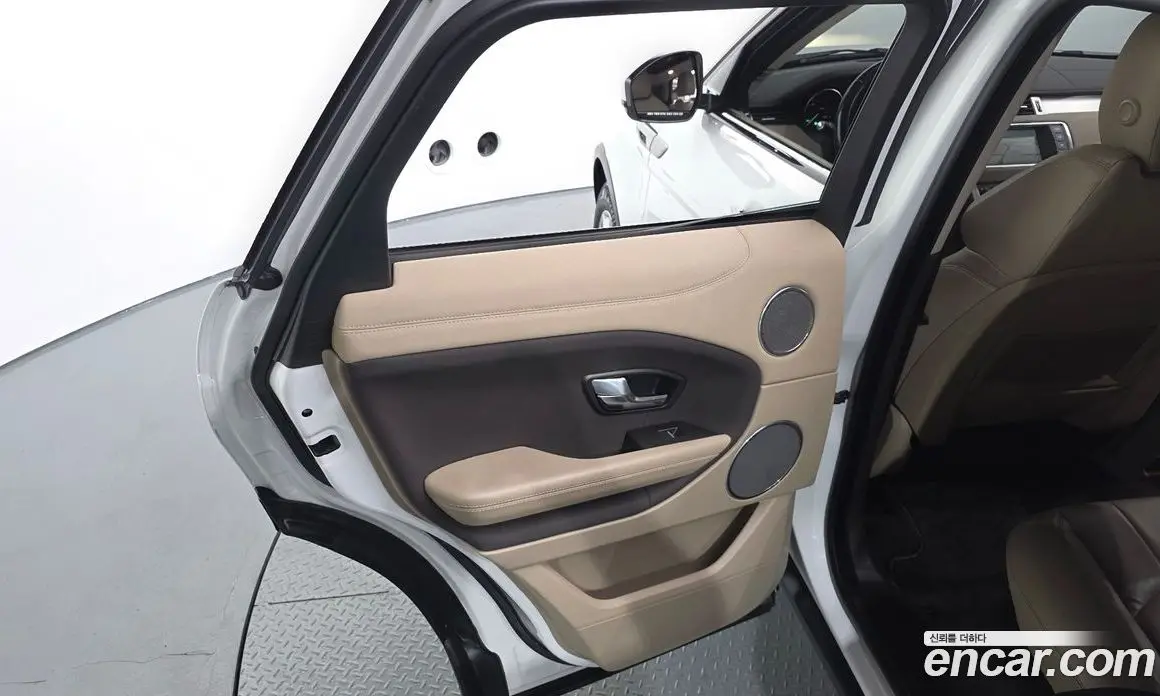 Land Rover Range Rover Evoque 2016 2.0 АКПП, фото 15