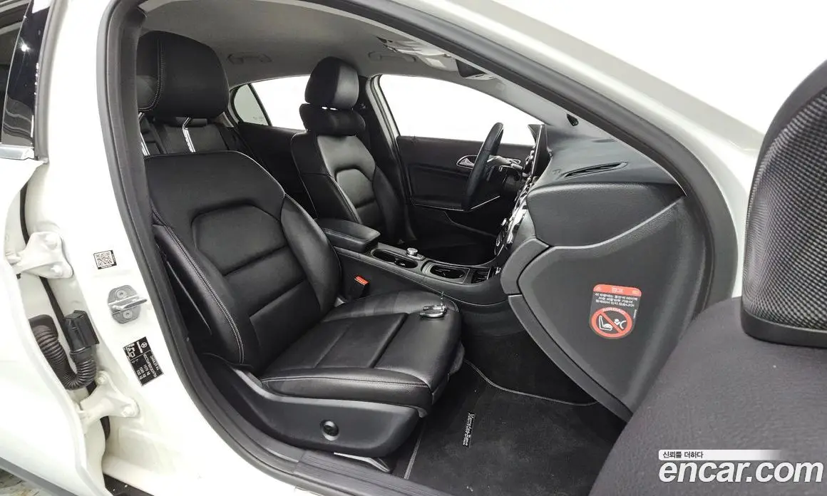 Mercedes-Benz GLA-Class 2019 2.0 АКПП, фото 16 Mercedes-Benz GLA-Class 2019 2.0 АКПП, фото 16