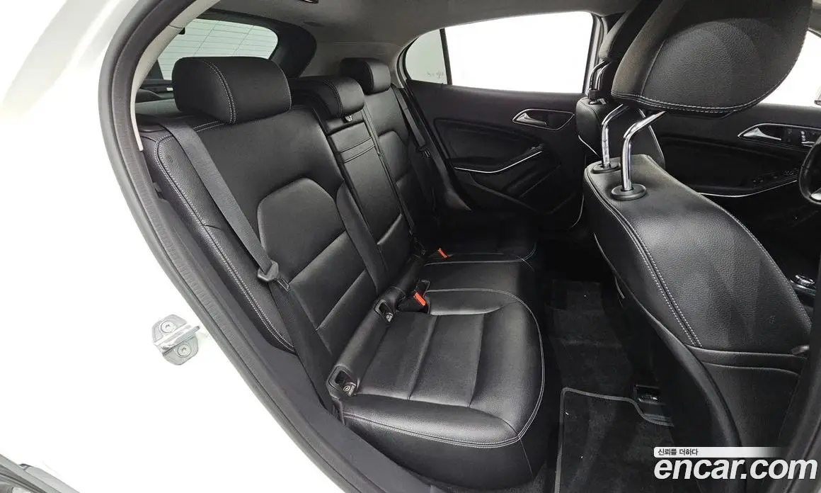 Mercedes-Benz GLA-Class 2019 2.0 АКПП, фото 17 Mercedes-Benz GLA-Class 2019 2.0 АКПП, фото 17