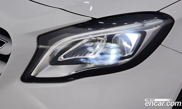 Mercedes-Benz GLA-Class 2019 2.0 АКПП, миниатюра 8 Mercedes-Benz GLA-Class 2019 2.0 АКПП, миниатюра 8