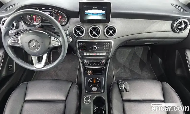 Mercedes-Benz GLA-Class 2019 2.0 АКПП, миниатюра 10 Mercedes-Benz GLA-Class 2019 2.0 АКПП, миниатюра 10