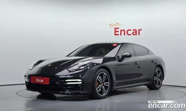 Porsche Panamera, 2014, 129 146 км