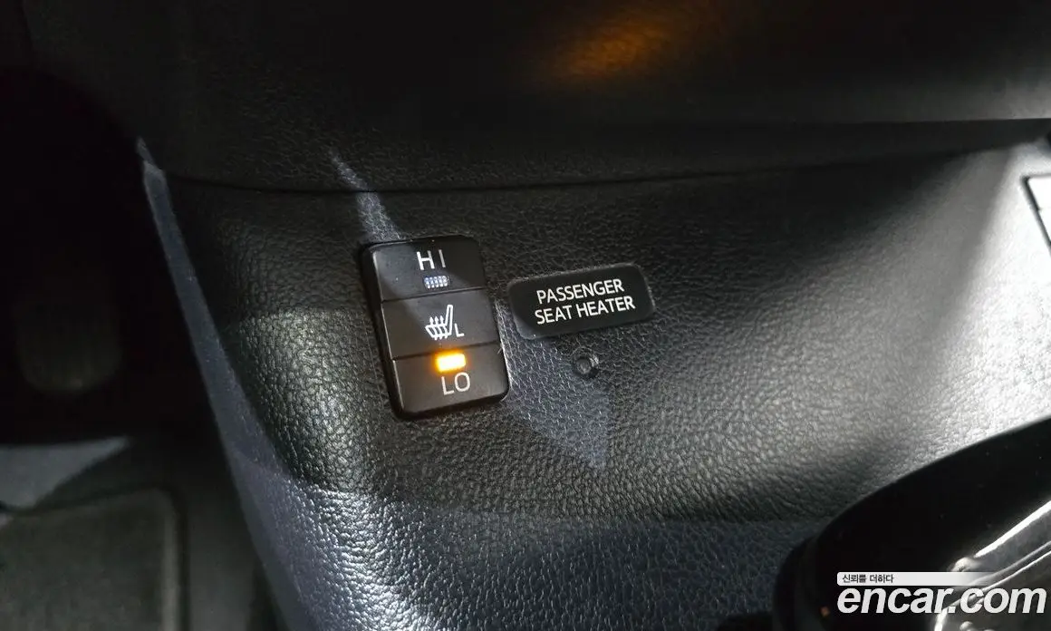 Toyota Prius 2017 1.8 АКПП, фото 12
