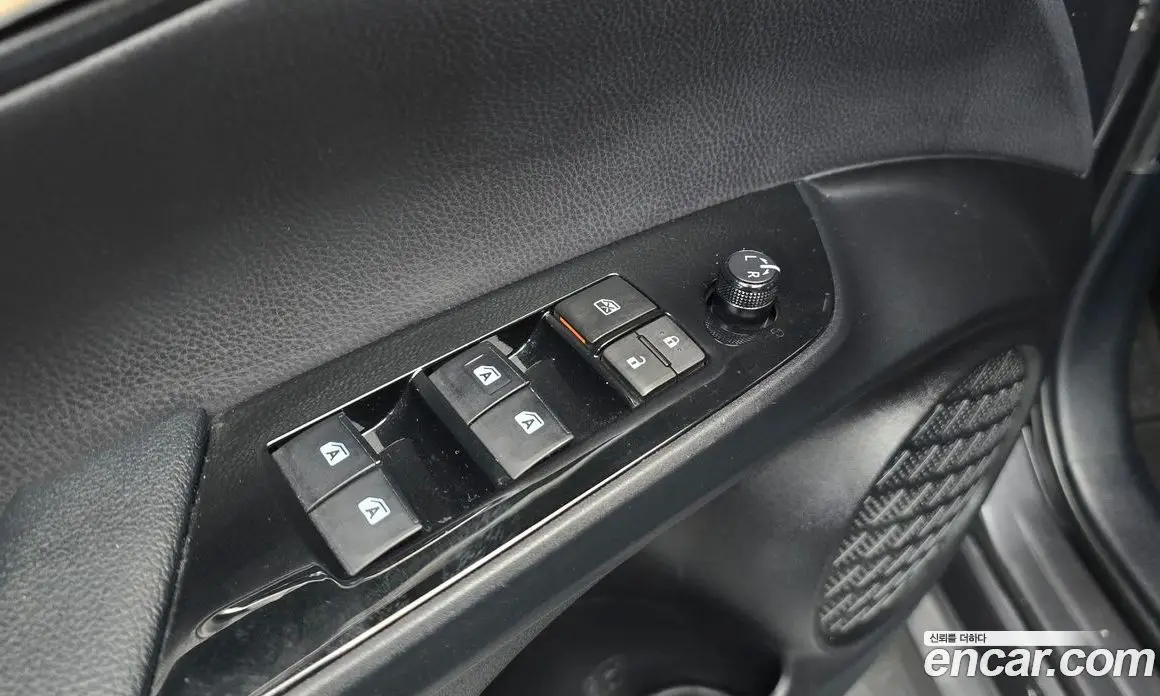 Toyota Prius 2017 1.8 АКПП, фото 18