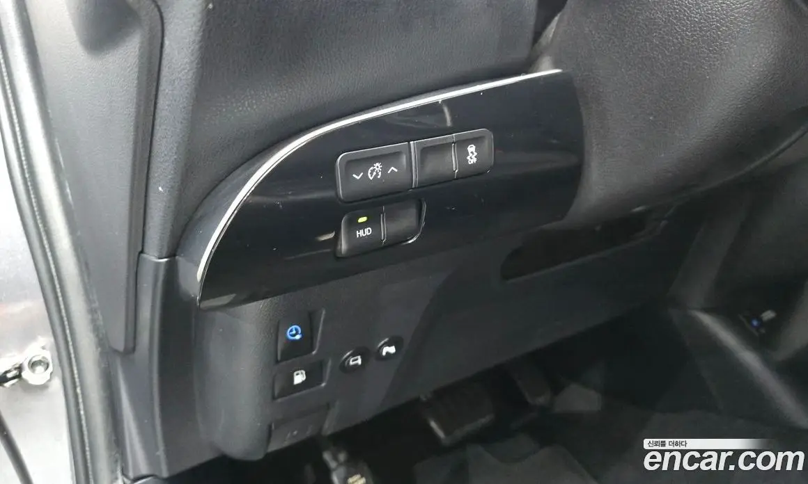 Toyota Prius 2017 1.8 АКПП, фото 20