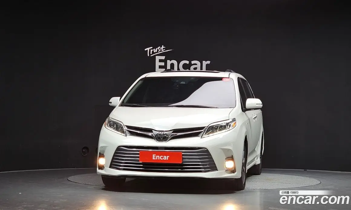 Toyota Sienna 2018 3.5 АКПП, фото 3