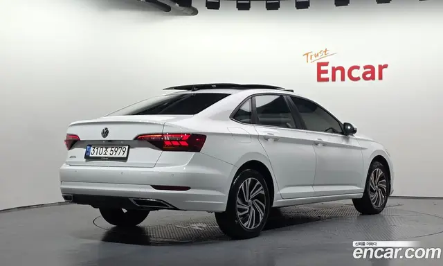 Volkswagen Jetta, 2021, 128 595 км