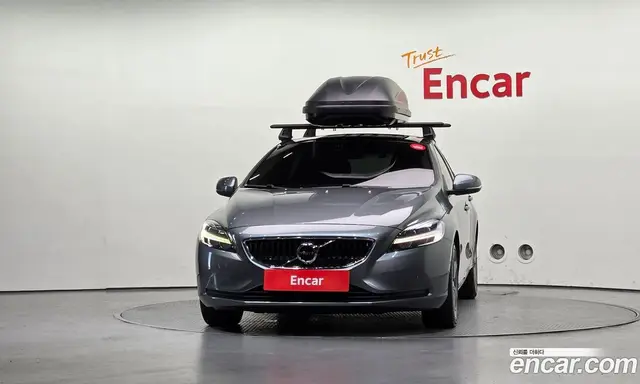 Volvo V40 2018 2.0 АКПП, миниатюра 3 Volvo V40 2018 2.0 АКПП, миниатюра 3