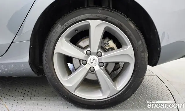 Volvo V40 2018 2.0 АКПП, миниатюра 7 Volvo V40 2018 2.0 АКПП, миниатюра 7
