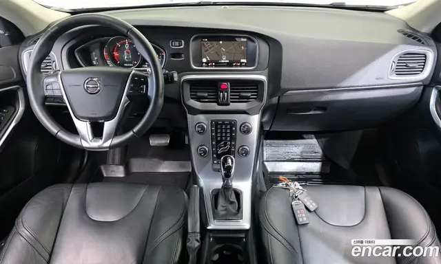 Volvo V40 2018 2.0 АКПП, миниатюра 10 Volvo V40 2018 2.0 АКПП, миниатюра 10