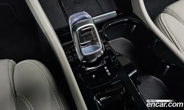 Volvo XC40 2024 2.0 АКПП, миниатюра 12
